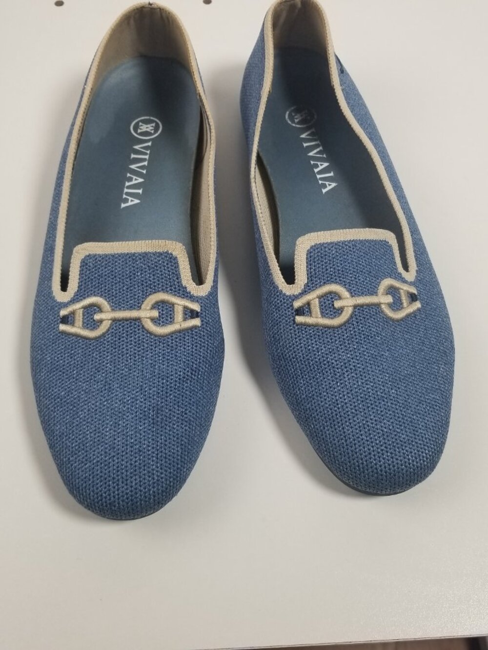 Vivaia Eileen Blue/Ivory Embroidered Horse Bit Round-Toe Women's Loafers US 7.5